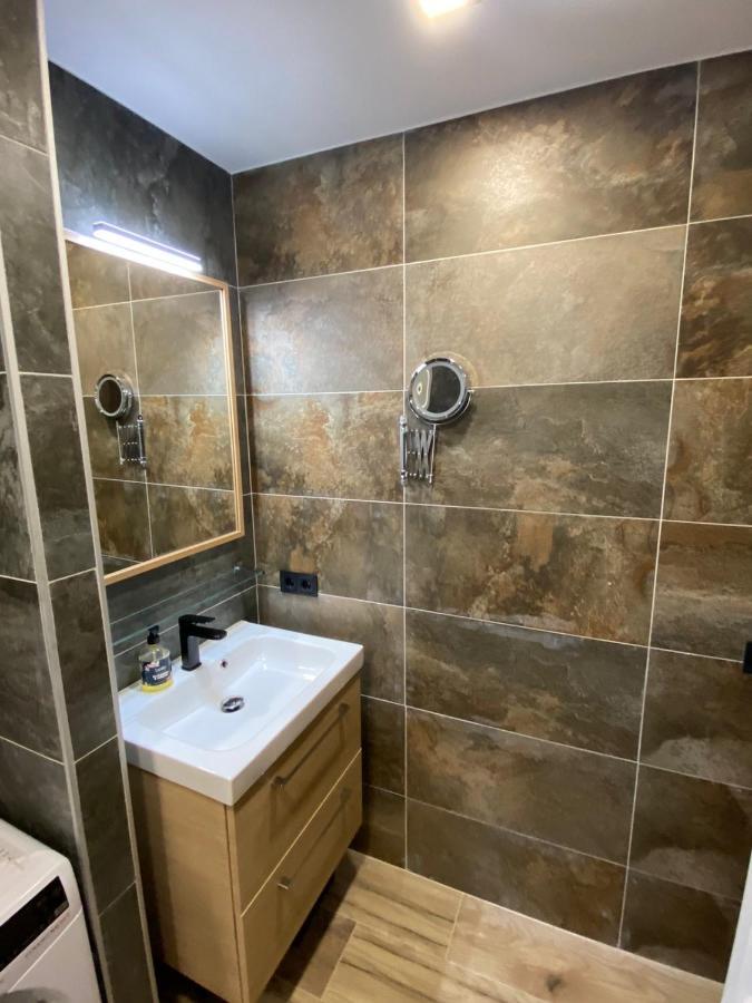 Tomas Apartamentos Sagaro Sant Feliu de Guíxols Esterno foto