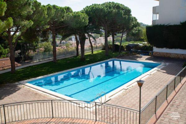 Tomas Apartamentos Sagaro Sant Feliu de Guíxols Esterno foto